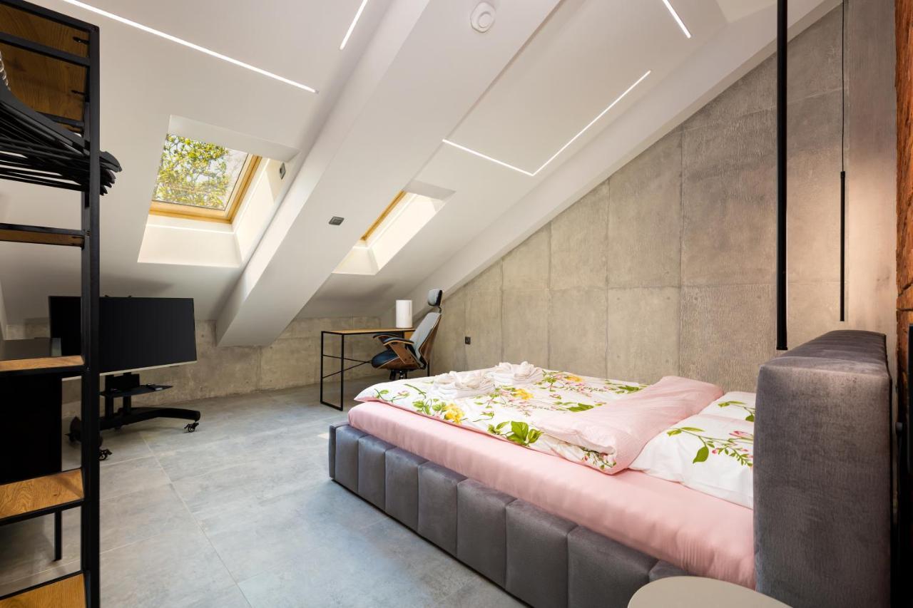 Apartamento Industrial-Style 2Bd Loft With Parking Spot By Flat Mаnager Plovdiv Exterior foto